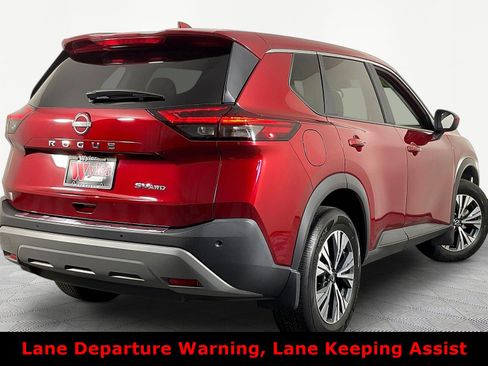 Used 2023 Nissan Rogue SV AWD/4WD image 6
