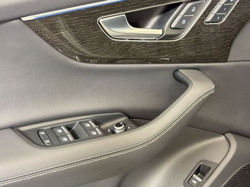 Used 2025 Audi Q7 3.0T Premium Plus image 14