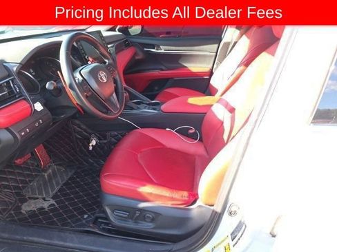 Used 2023 Toyota Camry XSE FWD image 3