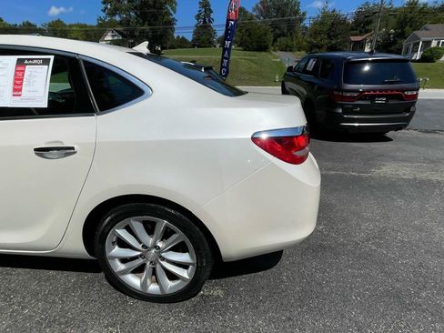 Used 2012 Buick Verano FWD image 5