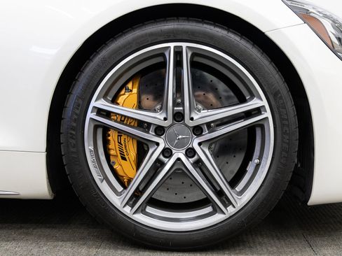 Used 2018 Mercedes-Benz AMG GT C image 25