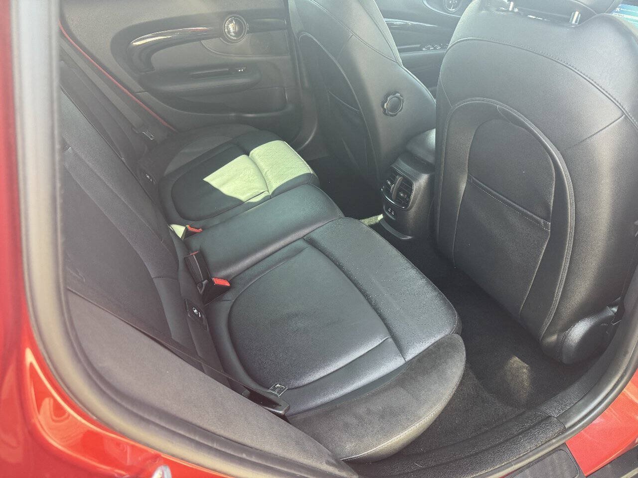 Used 2024 MINI Cooper Clubman S w/ Signature Upholstery Package FWD image 18