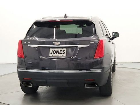 Used 2017 Cadillac XT5 Luxury w/ Driver Awareness Package AWD/4WD image 6