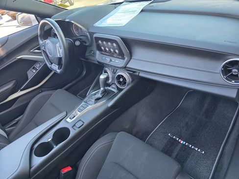 Used 2023 Chevrolet Camaro LT w/ Technology Package RWD image 20