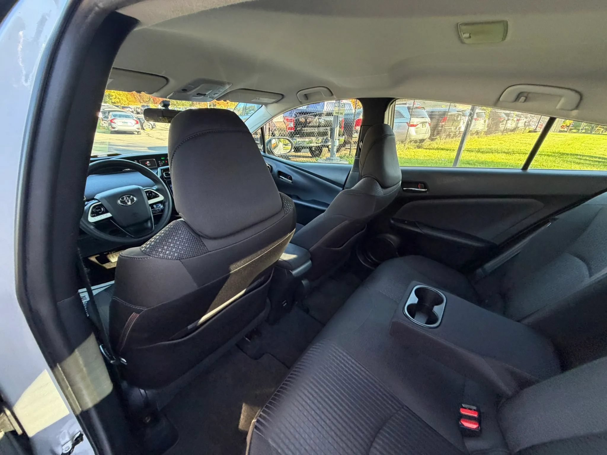Used 2016 Toyota Prius Two FWD image 18