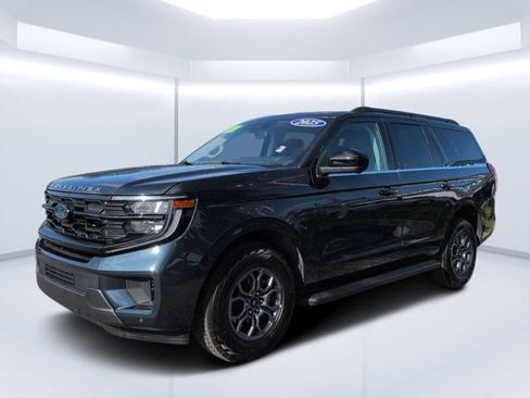 Used 2025 Ford Expedition Active RWD image 7