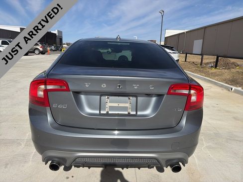 Used 2018 Volvo S60 T5 Dynamic w/ Vision Package image 6