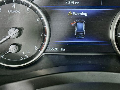 Used 2021 Nissan Murano SL w/ SL Moonroof Package FWD image 18