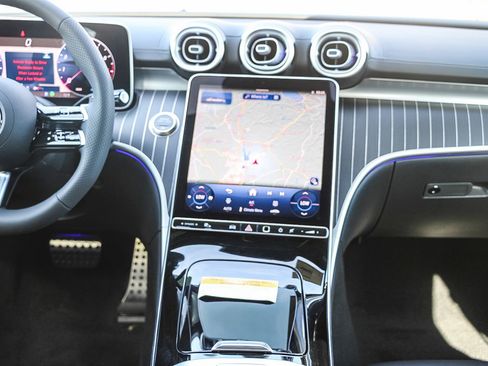 New 2025 Mercedes-Benz C 300 4MATIC Sedan image 13