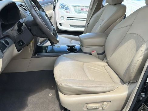 Used 2009 Kia Borrego EX w/ Premium Pkg RWD image 21