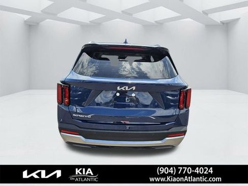 New 2025 Kia Sorento S w/ Panoramic Sunroof Package image 8