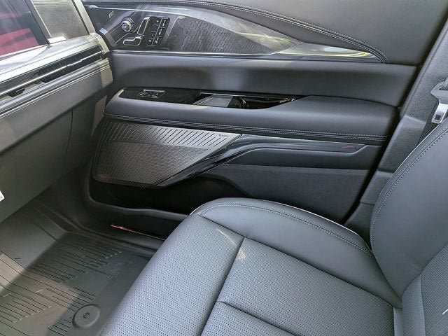 New 2026 Cadillac Escalade IQ Sport 2 w/ LPO, ONYX Package AWD/4WD image 21