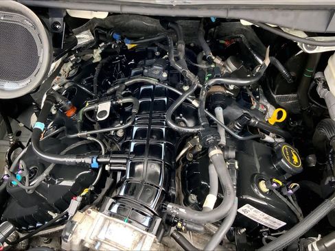 Used 2023 Ford Transit 350 XLT image 30