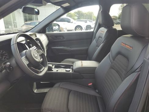 Certified 2025 Nissan Pathfinder Rock Creek AWD/4WD image 14
