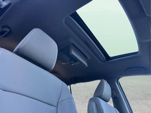 Used 2019 Honda Pilot Touring image 19