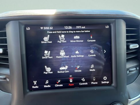 Used 2019 RAM 1500 Laramie AWD/4WD image 15