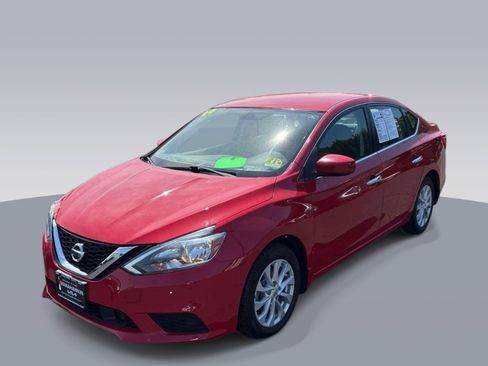 Used 2019 Nissan Sentra SV FWD image 2