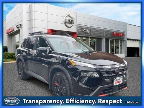 Certified 2025 Nissan Rogue SV w/ Rock Creek Premium Package image 1