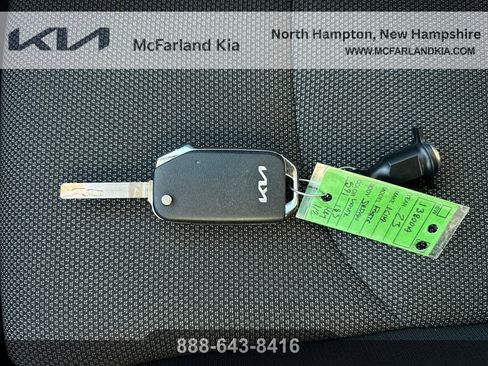 Used 2023 Kia Forte LXS image 31