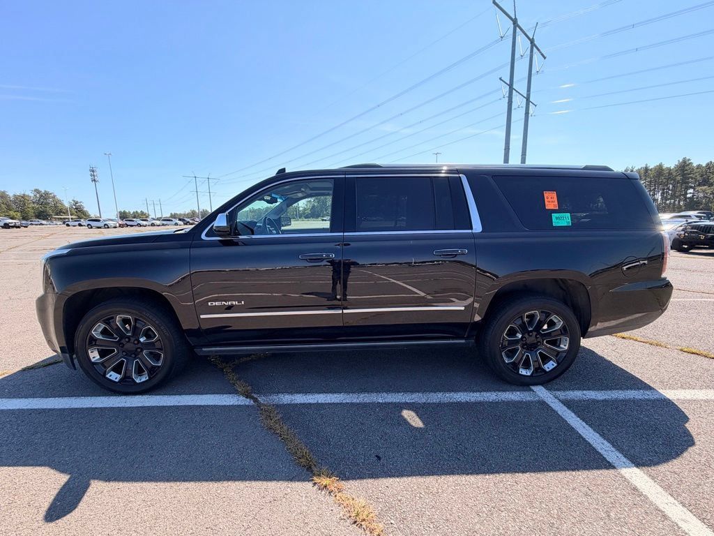 Used 2018 GMC Yukon XL Denali w/ Denali Ultimate Package AWD/4WD image 5