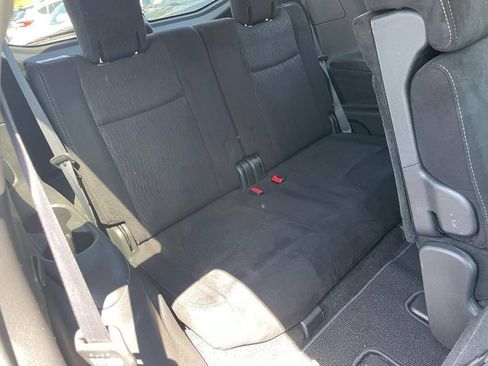 Used 2015 Nissan Pathfinder S FWD image 14