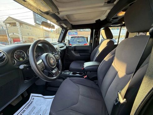Used 2013 Jeep Wrangler Unlimited Sport AWD/4WD image 16