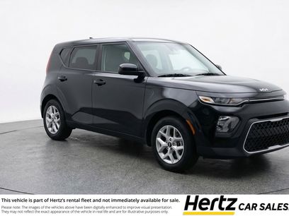 Used 2025 Kia Soul LX w/ LX Technology Package