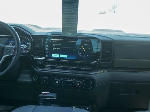 Used 2025 Chevrolet Silverado 1500 ZR2 w/ Technology Package AWD/4WD image 12