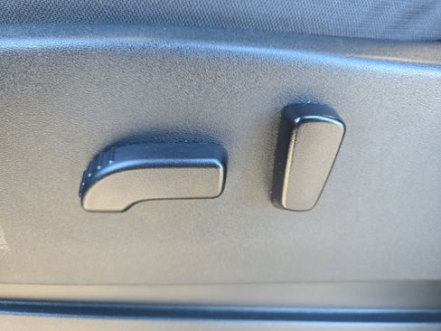 Certified 2023 Nissan Frontier SV w/ Technology Package image 14