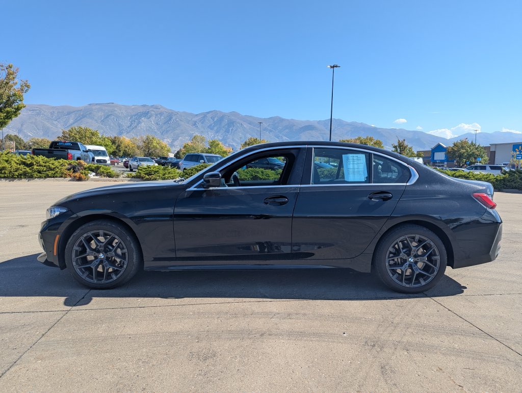 Used 2026 BMW 330i xDrive Sedan AWD/4WD image 7