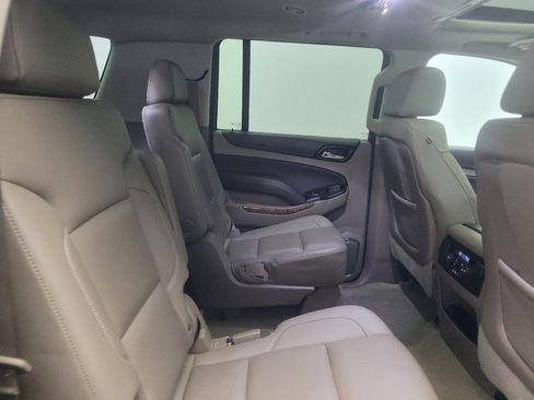 Used 2016 Chevrolet Suburban LTZ AWD/4WD image 19