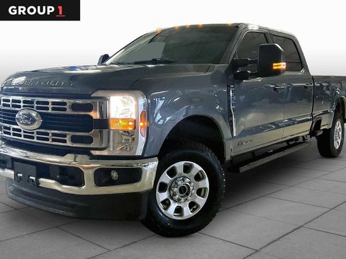 Used 2024 Ford F250 XLT AWD/4WD image 1