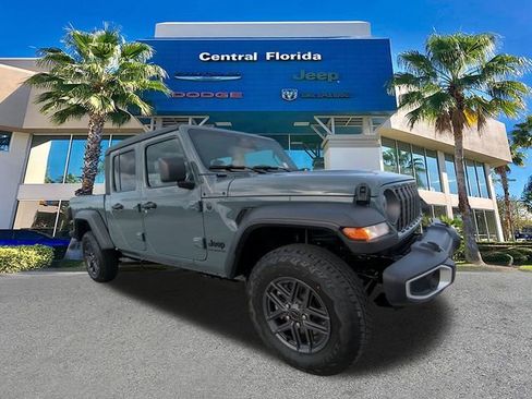 New 2026 Jeep Gladiator Sport image 2