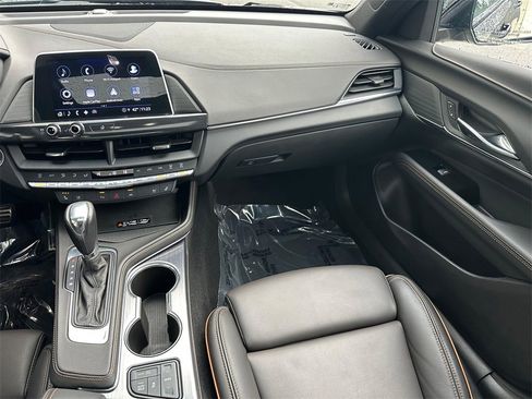 Certified 2025 Cadillac CT4 Sport w/ Climate Package image 18