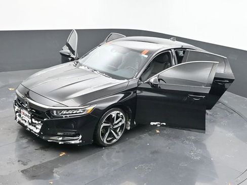 Used 2019 Honda Accord Sport image 57