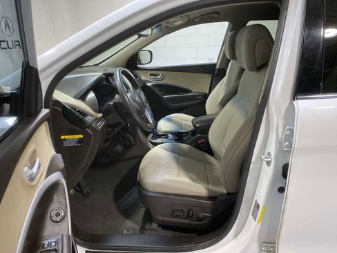 Used 2017 Hyundai Santa Fe Sport image 2