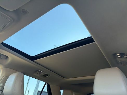 Used 2021 Ford Explorer XLT w/ Equipment Group 202A image 35