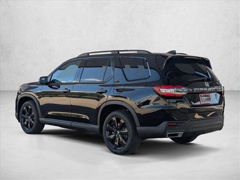 New 2025 Honda Pilot Black Edition image 10