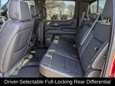 Used 2025 GMC Sierra 1500 AT4X image 30