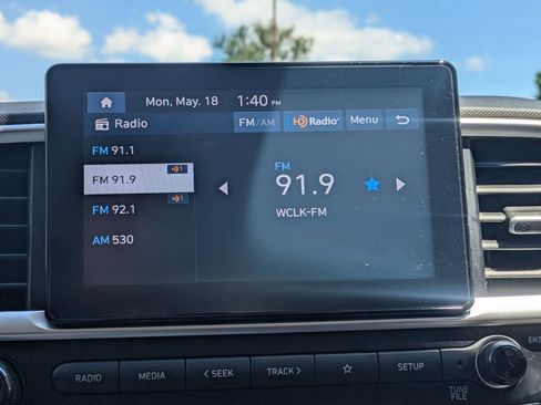 Used 2025 Hyundai Venue SEL FWD image 18