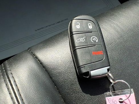 Used 2021 Jeep Grand Cherokee Limited AWD/4WD image 27