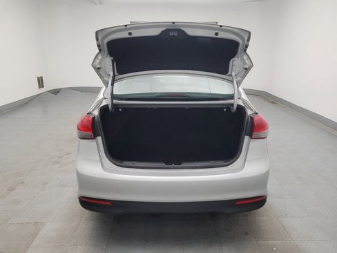 Used 2017 Kia Forte LX w/ LX Popular Package image 29