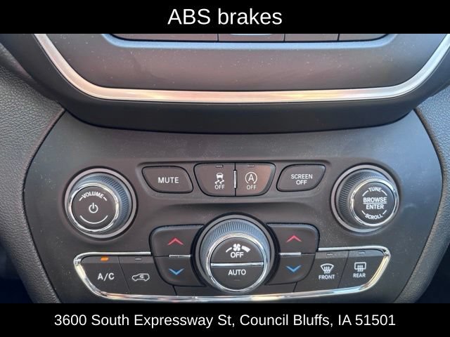 Used 2022 Jeep Cherokee Latitude Lux AWD/4WD image 27