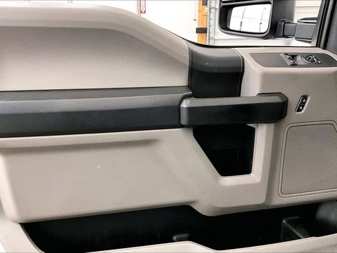 Used 2021 Ford F250 XL w/ Power Equipment Group image 24