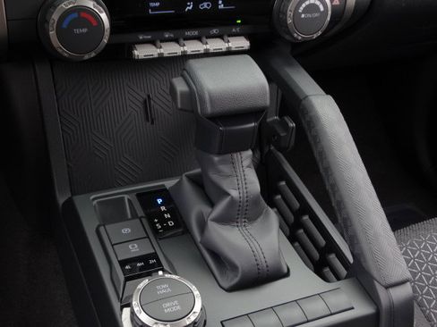 New 2026 Toyota 4Runner SR5 image 24