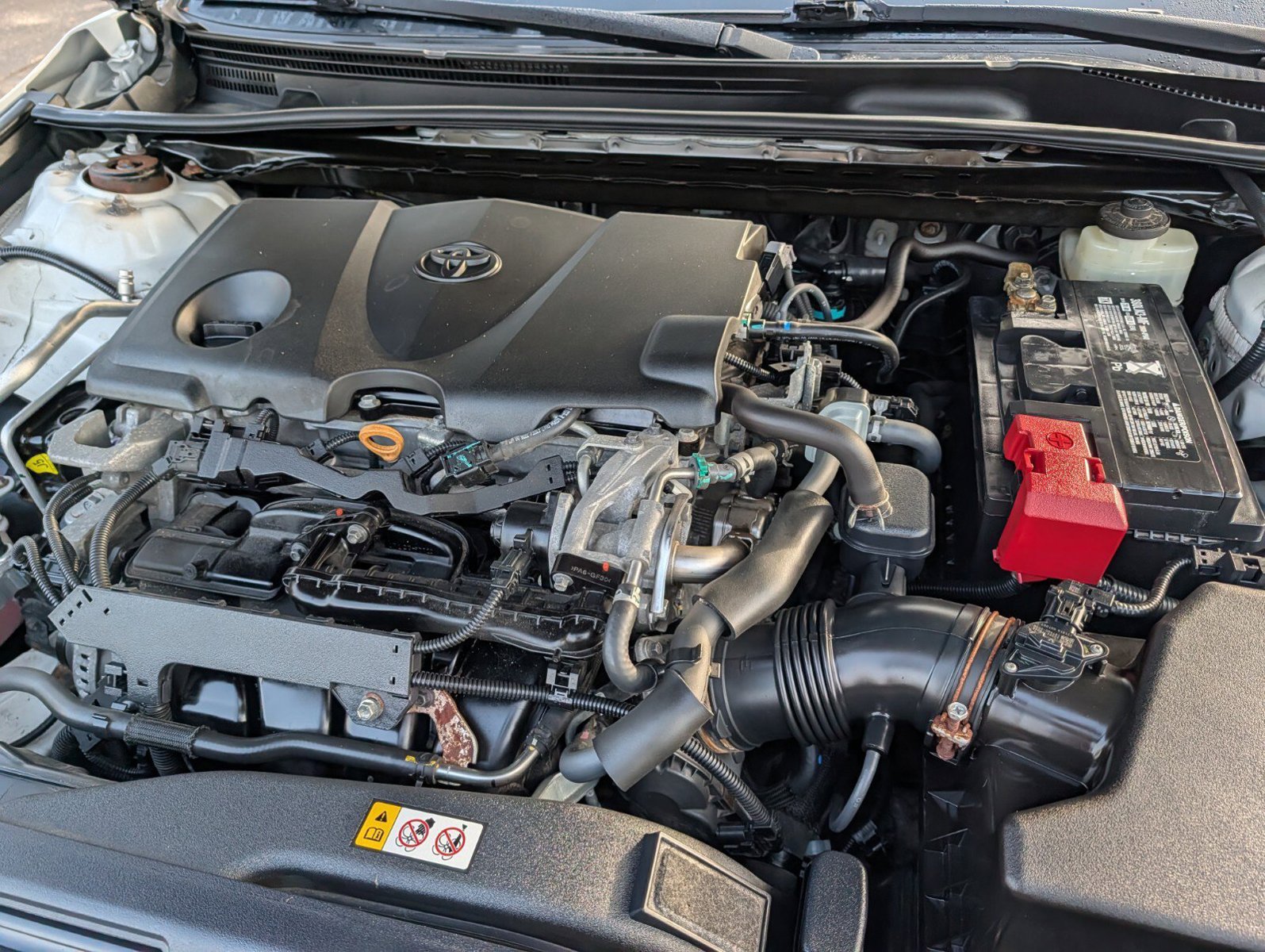 Used 2018 Toyota Camry LE FWD image 30
