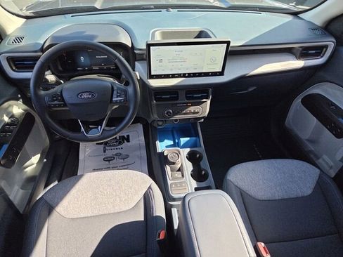 Used 2025 Ford Maverick XLT w/ XLT Luxury Package AWD/4WD image 11
