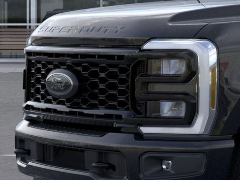 New 2026 Ford F250 XLT w/ XLT Premium Package image 17