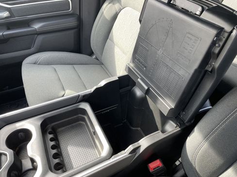 Certified 2022 RAM 1500 Big Horn image 31