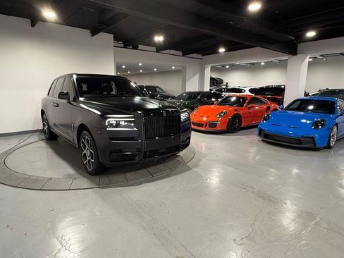 Used 2021 Rolls-Royce Cullinan image 8
